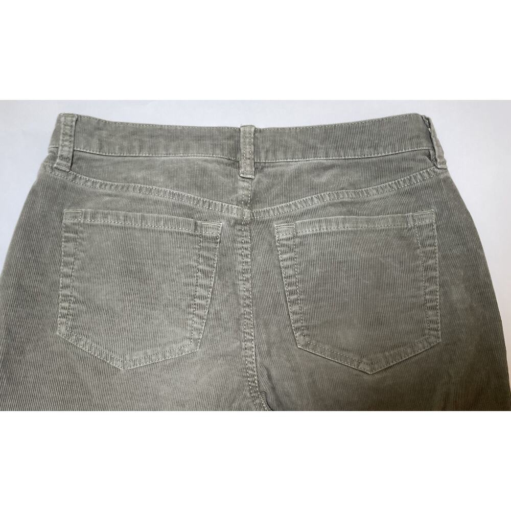 LL Bean Pine Green Micro Corduroy Pants Womens 6 Straight Leg Favorite Fit Bean - Picture 4 of 8